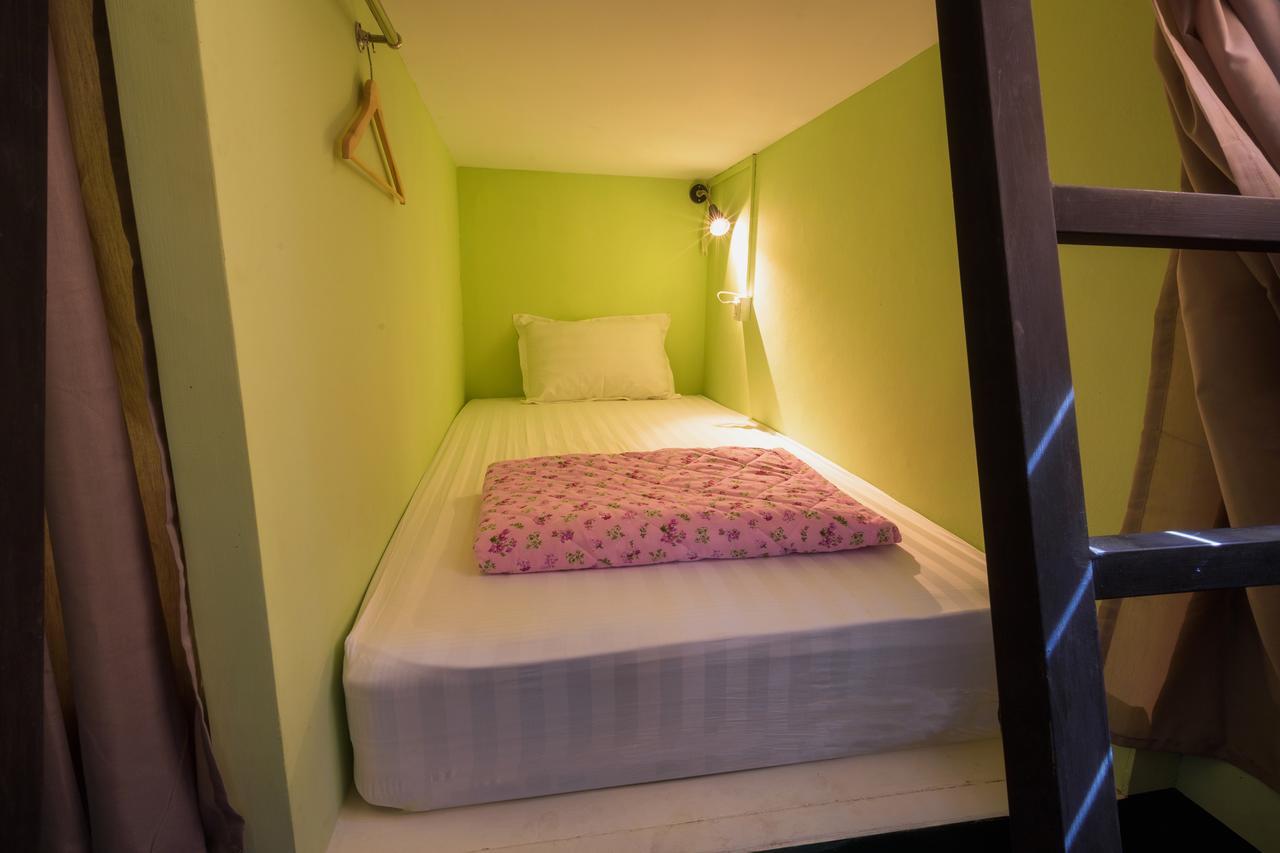Little Monkey Hostel Rangoon Eksteriør billede
